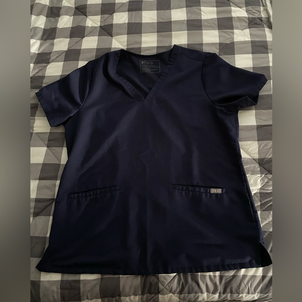 Figs Scrub Top